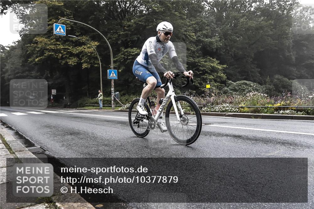 13.09.2026 - Stadtparktriathlon H.Heesch http://msf.ph/oto/10377879 13.09.2026 09:51:17 Radfahren 238, 322 meine-sportfotos.de