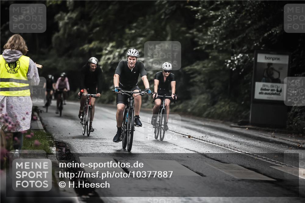 13.09.2026 - Stadtparktriathlon H.Heesch http://msf.ph/oto/10377887 13.09.2026 12:20:12 Radfahren 844, 938, 949, 1004, 1024, 1051, 1056, 1087, 1120, 1149, 1187 meine-sportfotos.de
