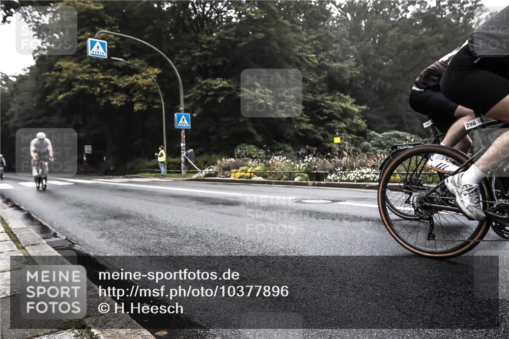 13.09.2026 - Stadtparktriathlon H.Heesch http://msf.ph/oto/10377896 13.09.2026 09:51:42 Radfahren 213, 262, 264, 287, 296, 313 meine-sportfotos.de