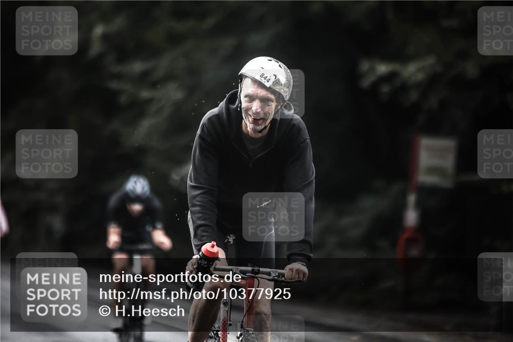 13.09.2026 - Stadtparktriathlon H.Heesch http://msf.ph/oto/10377925 13.09.2026 12:20:16 Radfahren 844, 938, 949, 1004, 1051, 1088, 1120, 1123, 1128 meine-sportfotos.de