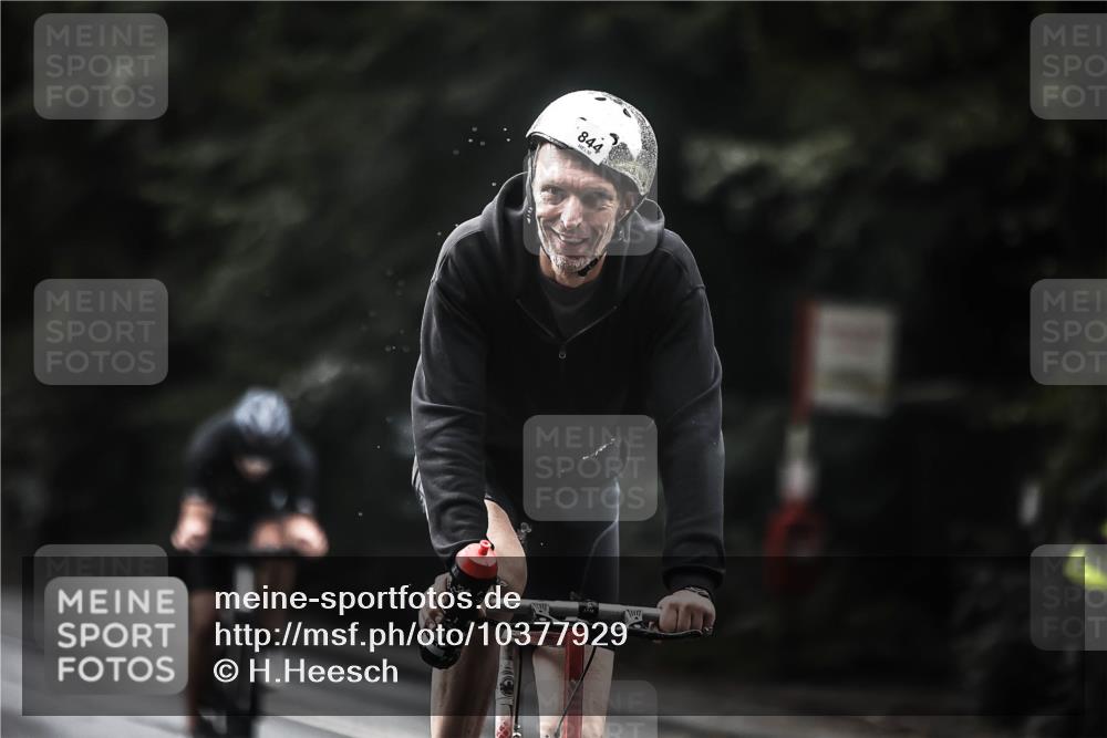 13.09.2026 - Stadtparktriathlon H.Heesch http://msf.ph/oto/10377929 13.09.2026 12:20:16 Radfahren 844, 938, 949, 1004, 1051, 1088, 1120, 1123, 1128 meine-sportfotos.de