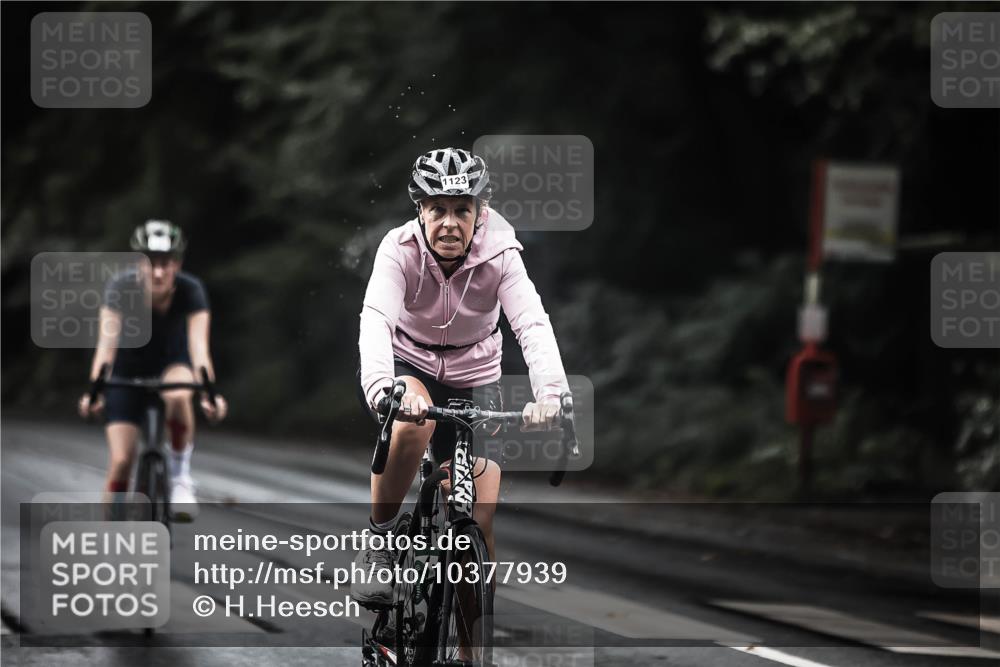 13.09.2026 - Stadtparktriathlon H.Heesch http://msf.ph/oto/10377939 13.09.2026 12:20:19 Radfahren 844, 949, 1004, 1051, 1088, 1123, 1128 meine-sportfotos.de