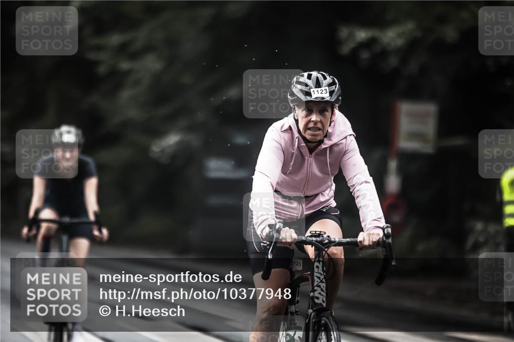 13.09.2026 - Stadtparktriathlon H.Heesch http://msf.ph/oto/10377948 13.09.2026 12:20:19 Radfahren 844, 949, 1004, 1051, 1088, 1123, 1128 meine-sportfotos.de