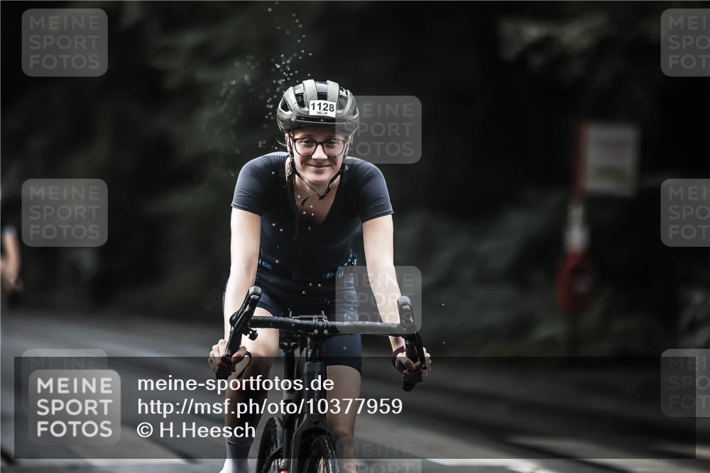 13.09.2026 - Stadtparktriathlon H.Heesch http://msf.ph/oto/10377959 13.09.2026 12:20:20 Radfahren 844, 949, 1004, 1051, 1088, 1123, 1128, 1164 meine-sportfotos.de