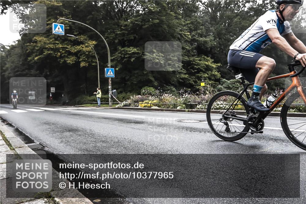 13.09.2026 - Stadtparktriathlon H.Heesch http://msf.ph/oto/10377965 13.09.2026 09:52:34 Radfahren 241, 341 meine-sportfotos.de