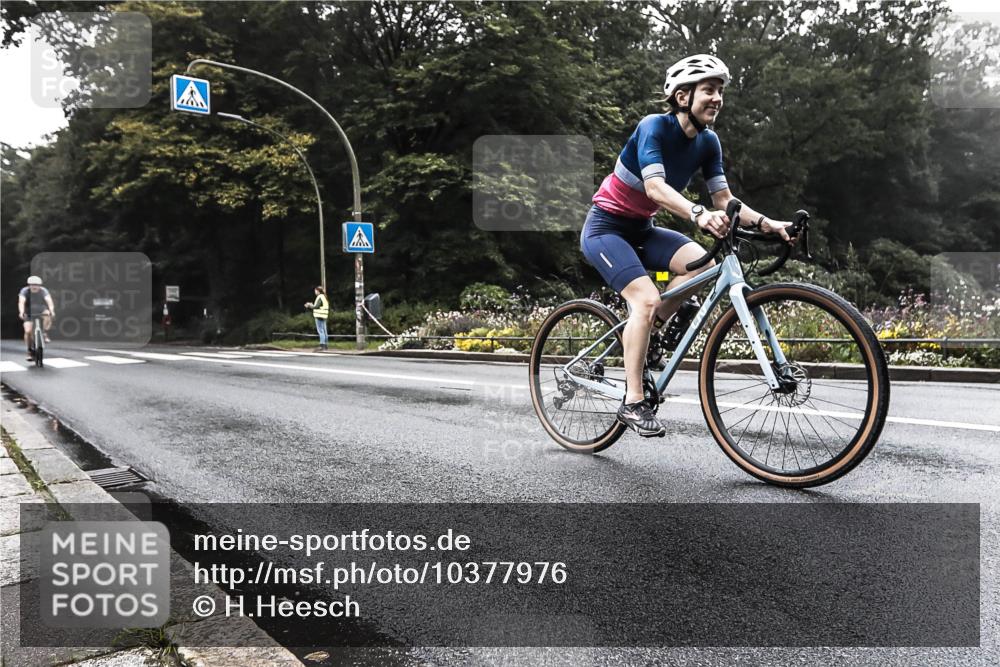 13.09.2026 - Stadtparktriathlon H.Heesch http://msf.ph/oto/10377976 13.09.2026 09:52:36 Radfahren 241, 331, 341 meine-sportfotos.de