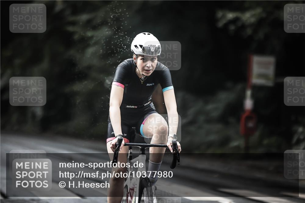 13.09.2026 - Stadtparktriathlon H.Heesch http://msf.ph/oto/10377980 13.09.2026 12:20:22 Radfahren 844, 1051, 1088, 1123, 1128, 1164 meine-sportfotos.de