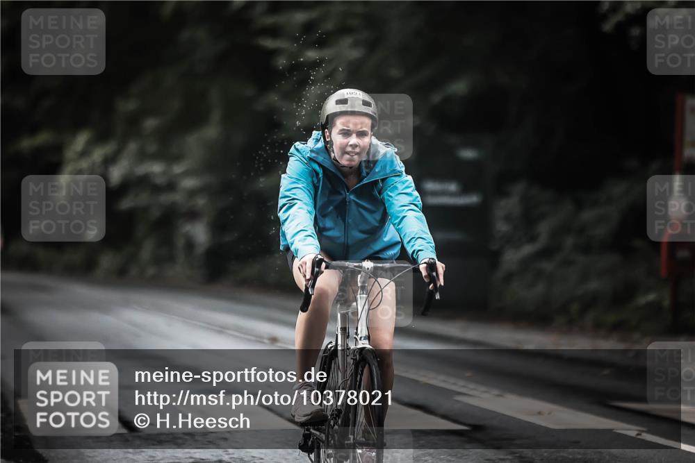 13.09.2026 - Stadtparktriathlon H.Heesch http://msf.ph/oto/10378021 13.09.2026 12:20:30 Radfahren 1091, 1164 meine-sportfotos.de