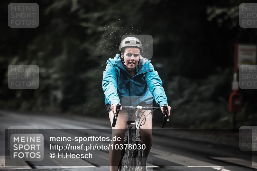 13.09.2026 - Stadtparktriathlon H.Heesch http://msf.ph/oto/10378030 13.09.2026 12:20:30 Radfahren 1091, 1164 meine-sportfotos.de