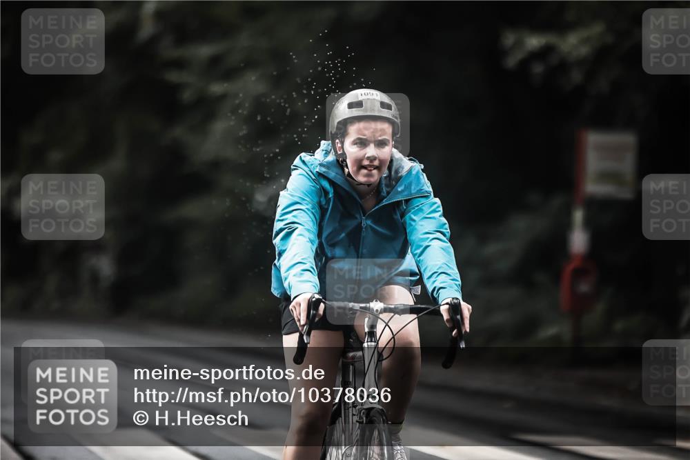 13.09.2026 - Stadtparktriathlon H.Heesch http://msf.ph/oto/10378036 13.09.2026 12:20:30 Radfahren 1091, 1164 meine-sportfotos.de