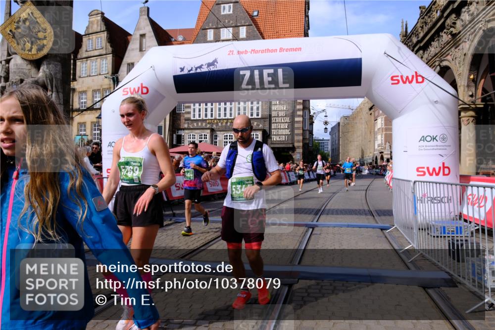 13.09.2026 - 21. swb-Marathon Bremen Tim E. http://msf.ph/oto/10378079 13.09.2026 13:13:35 Ziel 280, 621, 987, 1207, 2130, 2360, 2498, 2962, 3566, 3625, 4582, 5345, 5769, 6038, 6394, 6407, 7874, 8197, 8464, 8568, 8963, 9092 meine-sportfotos.de