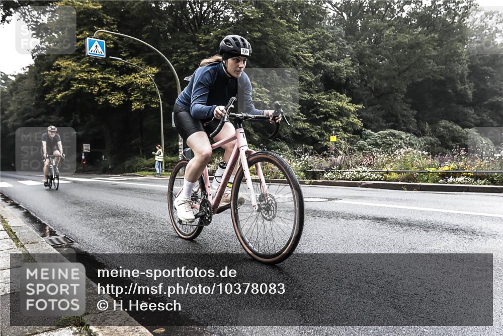 13.09.2026 - Stadtparktriathlon H.Heesch http://msf.ph/oto/10378083 13.09.2026 09:53:58 Radfahren 229, 232, 267, 274 meine-sportfotos.de