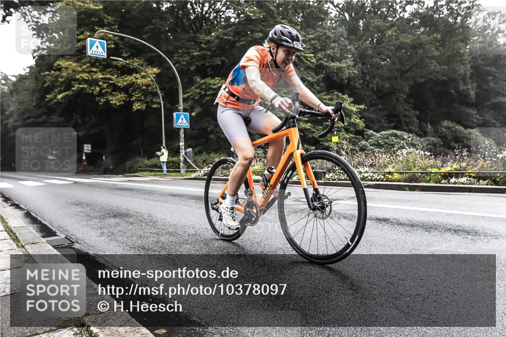 13.09.2026 - Stadtparktriathlon H.Heesch http://msf.ph/oto/10378097 13.09.2026 09:54:17 Radfahren 216, 257 meine-sportfotos.de