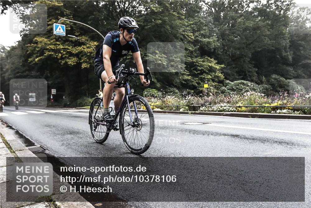 13.09.2026 - Stadtparktriathlon H.Heesch http://msf.ph/oto/10378106 13.09.2026 09:54:21 Radfahren 216, 226, 302, 317 meine-sportfotos.de