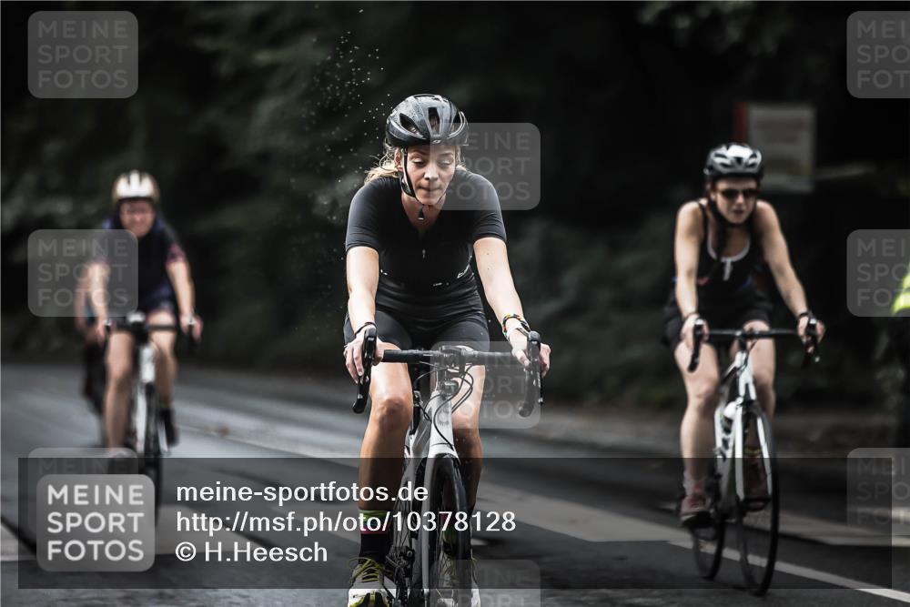 13.09.2026 - Stadtparktriathlon H.Heesch http://msf.ph/oto/10378128 13.09.2026 12:20:47 Radfahren 849, 953, 959, 999, 1017, 1076, 1081, 1084, 1108, 1113, 1242 meine-sportfotos.de
