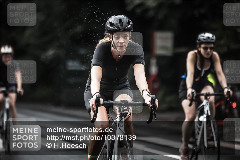 13.09.2026 - Stadtparktriathlon H.Heesch http://msf.ph/oto/10378139 13.09.2026 12:20:47 Radfahren 849, 953, 959, 999, 1017, 1076, 1081, 1084, 1108, 1113, 1242 meine-sportfotos.de