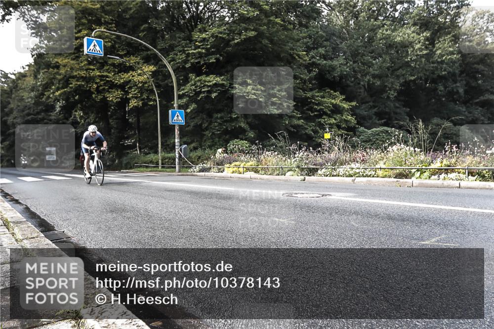 13.09.2026 - Stadtparktriathlon H.Heesch http://msf.ph/oto/10378143 13.09.2026 10:46:39 Radfahren 486 meine-sportfotos.de