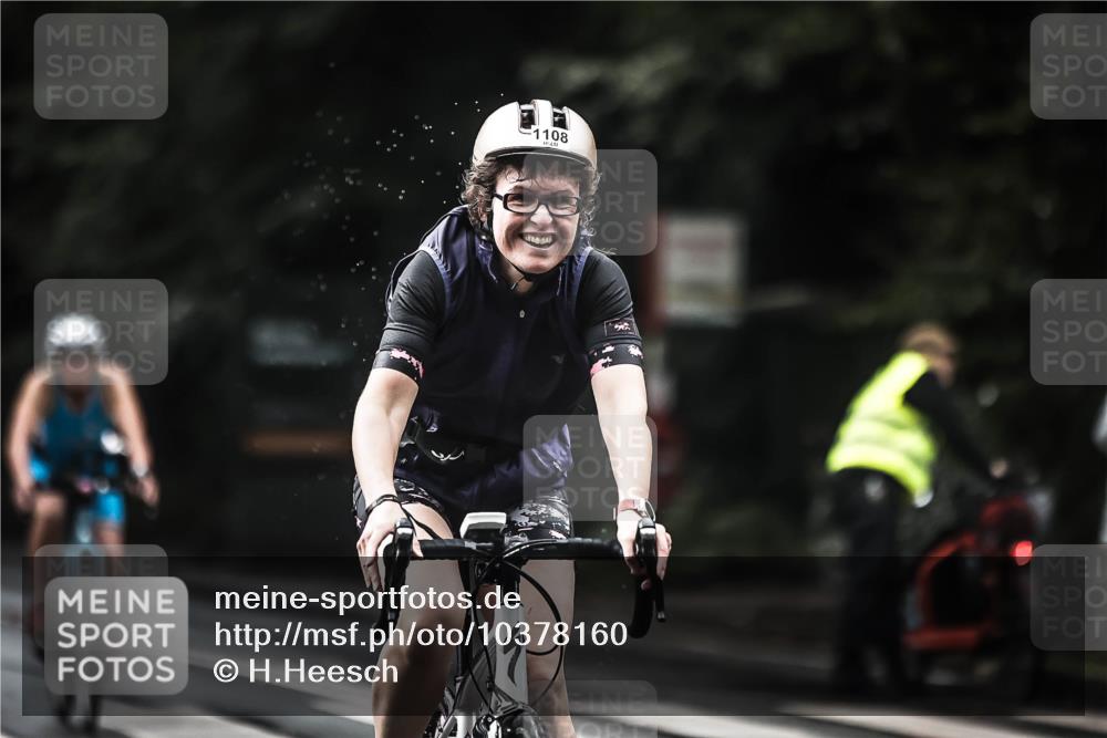 13.09.2026 - Stadtparktriathlon H.Heesch http://msf.ph/oto/10378160 13.09.2026 12:20:49 Radfahren 950, 953, 959, 999, 1017, 1076, 1081, 1108, 1118, 1242 meine-sportfotos.de
