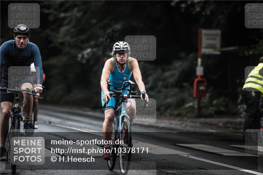 13.09.2026 - Stadtparktriathlon H.Heesch http://msf.ph/oto/10378171 13.09.2026 12:20:49 Radfahren 950, 953, 959, 999, 1017, 1076, 1081, 1108, 1118, 1242 meine-sportfotos.de