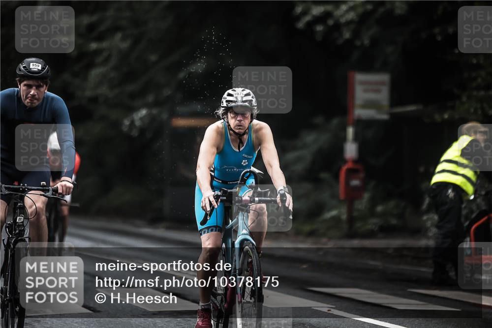 13.09.2026 - Stadtparktriathlon H.Heesch http://msf.ph/oto/10378175 13.09.2026 12:20:50 Radfahren 950, 953, 959, 1017, 1076, 1081, 1108, 1118, 1242 meine-sportfotos.de