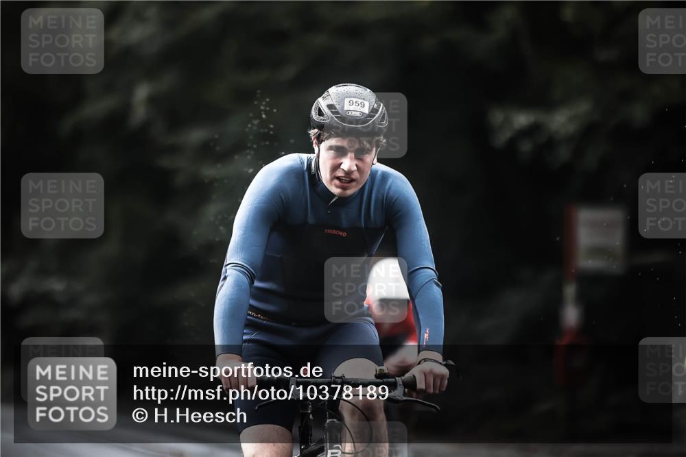 13.09.2026 - Stadtparktriathlon H.Heesch http://msf.ph/oto/10378189 13.09.2026 12:20:50 Radfahren 950, 953, 959, 1017, 1076, 1081, 1108, 1118, 1242 meine-sportfotos.de