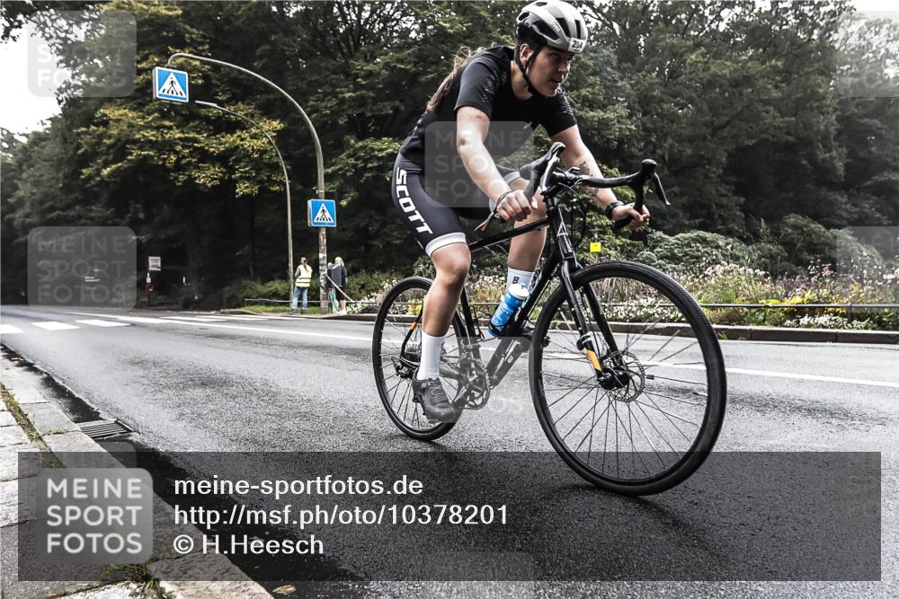 13.09.2026 - Stadtparktriathlon H.Heesch http://msf.ph/oto/10378201 13.09.2026 09:54:57 Radfahren 237, 245, 294, 316 meine-sportfotos.de