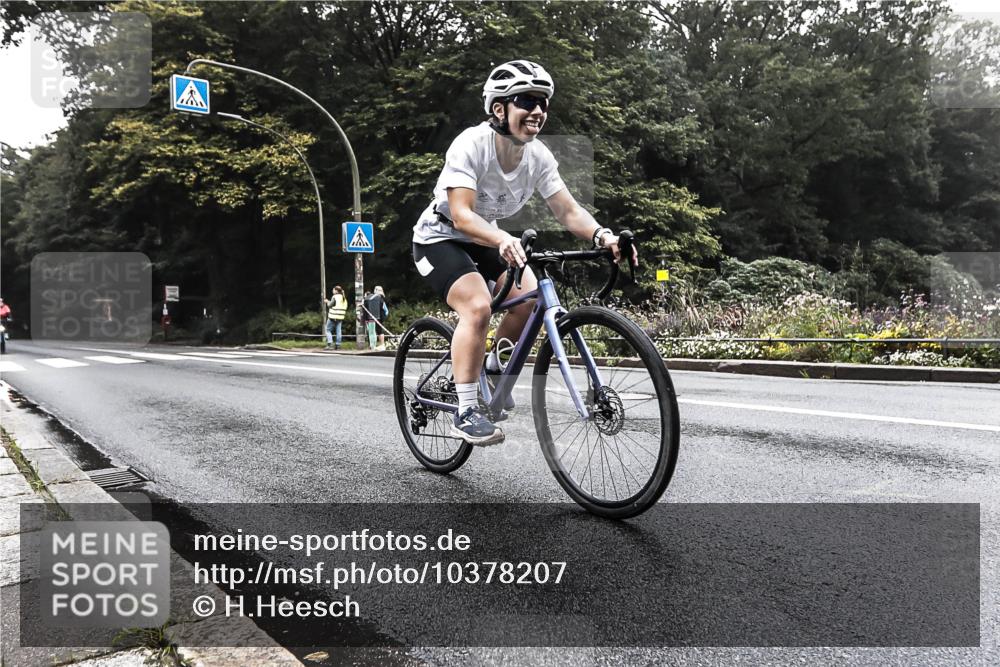 13.09.2026 - Stadtparktriathlon H.Heesch http://msf.ph/oto/10378207 13.09.2026 09:55:07 Radfahren 278, 303 meine-sportfotos.de