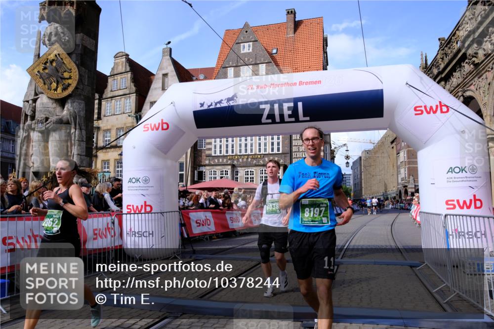 13.09.2026 - 21. swb-Marathon Bremen Tim E. http://msf.ph/oto/10378244 13.09.2026 13:13:40 Ziel 280, 621, 779, 2130, 2360, 2882, 2962, 3566, 4582, 5345, 5769, 6038, 6394, 6407, 8197, 8464, 8477, 8568, 8963 meine-sportfotos.de