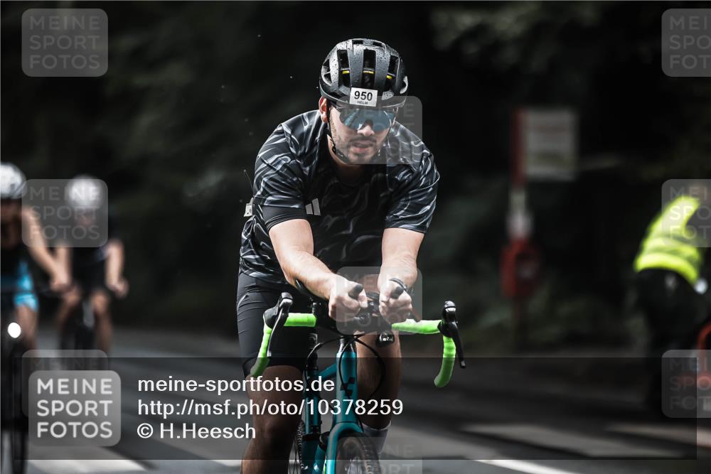 13.09.2026 - Stadtparktriathlon H.Heesch http://msf.ph/oto/10378259 13.09.2026 12:20:56 Radfahren 950, 953, 959, 979, 986, 1017, 1076, 1080, 1105, 1118, 1151 meine-sportfotos.de