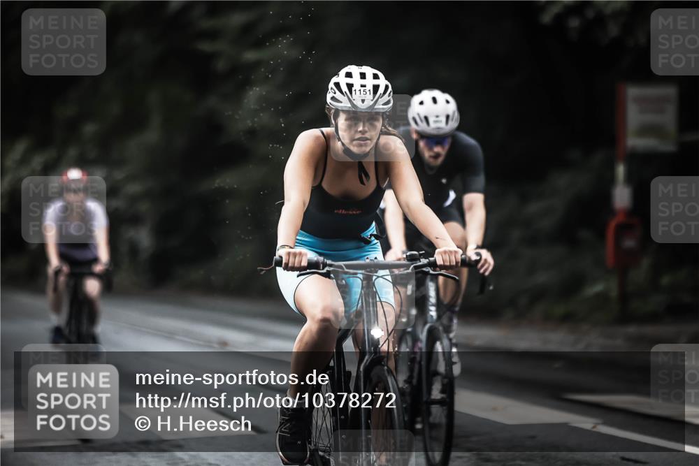 13.09.2026 - Stadtparktriathlon H.Heesch http://msf.ph/oto/10378272 13.09.2026 12:20:57 Radfahren 950, 953, 979, 986, 1080, 1105, 1118, 1151 meine-sportfotos.de