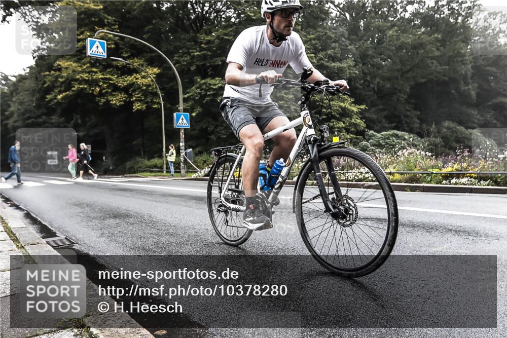 13.09.2026 - Stadtparktriathlon H.Heesch http://msf.ph/oto/10378280 13.09.2026 09:55:47 Radfahren 252 meine-sportfotos.de