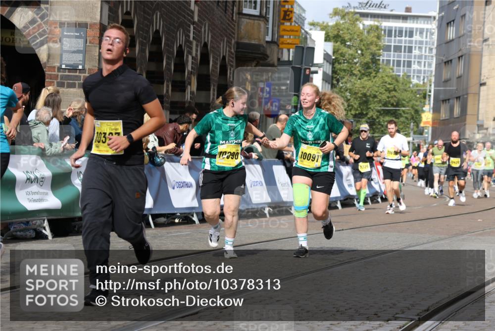 13.09.2026 - 21. swb-Marathon Bremen Strokosch-Dieckow http://msf.ph/oto/10378313 13.09.2026 11:03:49 Ziel 10092, 10187, 10309, 10420, 10569, 10724, 10902, 10904, 11211, 11411, 11598, 11655, 11746, 11773, 12074, 12184, 12185, 12611, 10152, 10357, 10403, 10607, 10659, 10720, 10726, 10912, 10913, 10918, 11149, 11319, 11325, 11451, 11470, 11471, 11511, 11618, 11967, 12140, 12260, 12392, 12433, 12504 meine-sportfotos.de