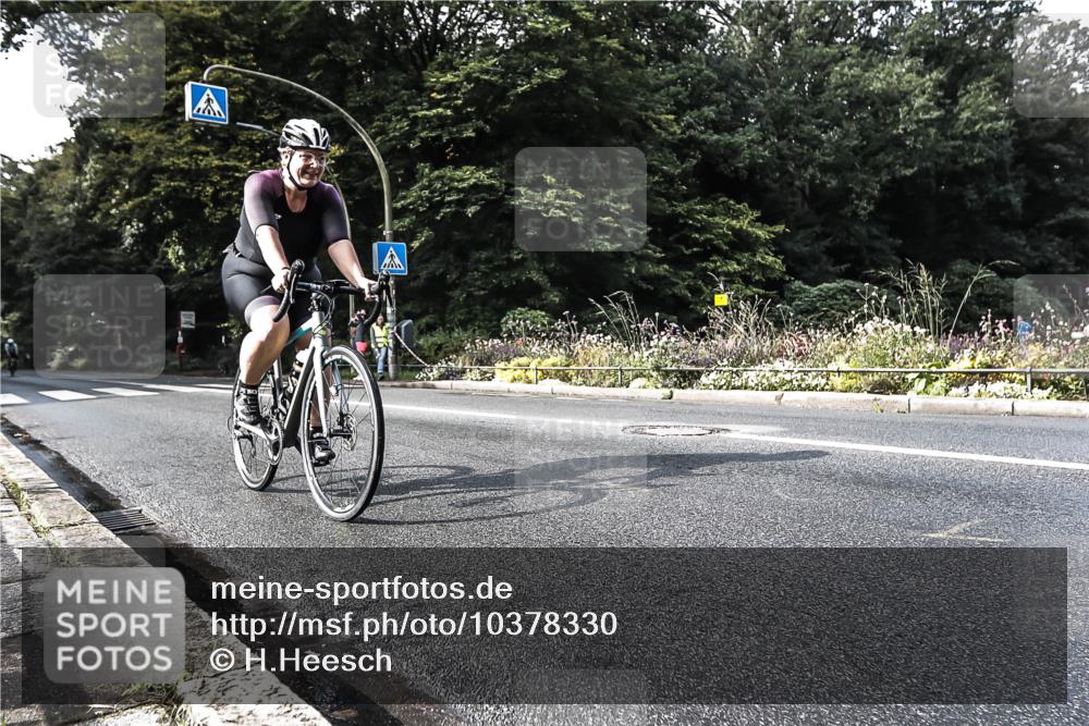 13.09.2026 - Stadtparktriathlon H.Heesch http://msf.ph/oto/10378330 13.09.2026 10:46:54 Radfahren 394 meine-sportfotos.de