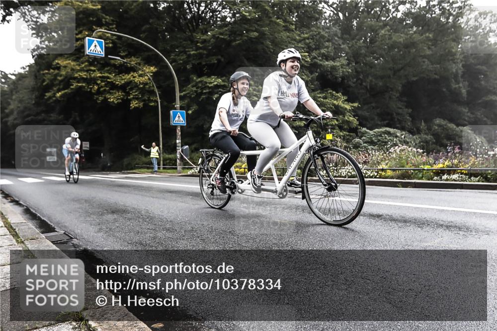 13.09.2026 - Stadtparktriathlon H.Heesch http://msf.ph/oto/10378334 13.09.2026 09:56:44 Radfahren 212, 248 meine-sportfotos.de