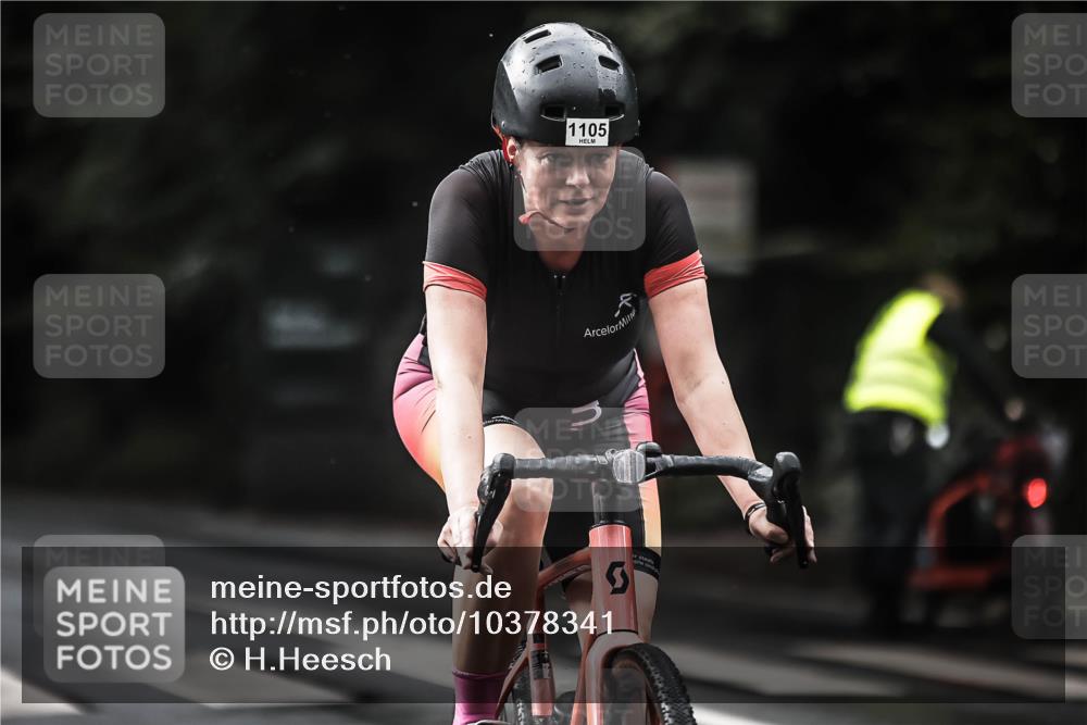 13.09.2026 - Stadtparktriathlon H.Heesch http://msf.ph/oto/10378341 13.09.2026 12:21:01 Radfahren 950, 979, 986, 1015, 1061, 1080, 1105, 1151 meine-sportfotos.de