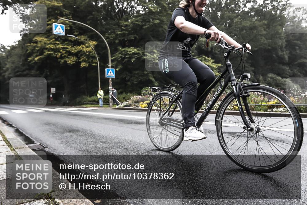 13.09.2026 - Stadtparktriathlon H.Heesch http://msf.ph/oto/10378362 13.09.2026 09:57:20 Radfahren 307 meine-sportfotos.de