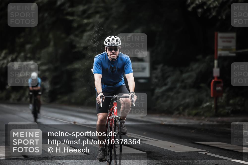 13.09.2026 - Stadtparktriathlon H.Heesch http://msf.ph/oto/10378364 13.09.2026 12:21:03 Radfahren 979, 986, 1015, 1061, 1080, 1105, 1151, 1176 meine-sportfotos.de