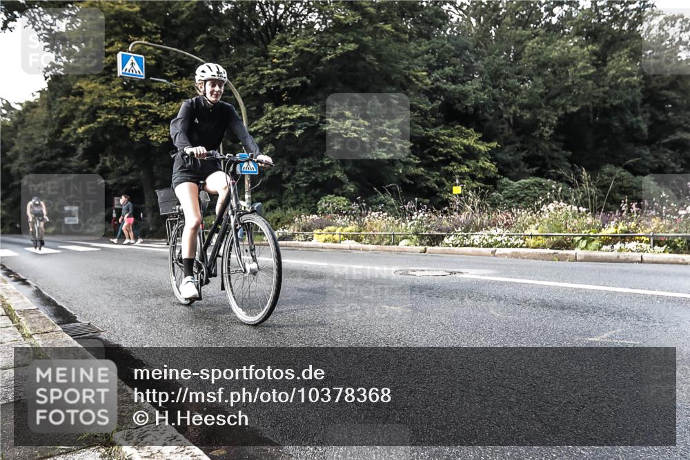13.09.2026 - Stadtparktriathlon H.Heesch http://msf.ph/oto/10378368 13.09.2026 10:47:06 Radfahren 430, 473, 520, 572 meine-sportfotos.de