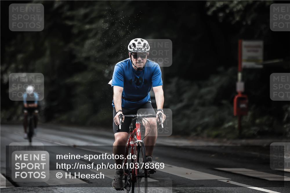 13.09.2026 - Stadtparktriathlon H.Heesch http://msf.ph/oto/10378369 13.09.2026 12:21:04 Radfahren 979, 1015, 1061, 1080, 1105, 1176 meine-sportfotos.de