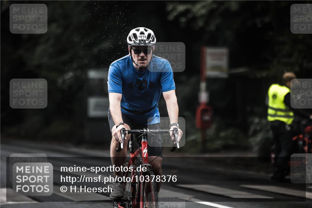 13.09.2026 - Stadtparktriathlon H.Heesch http://msf.ph/oto/10378376 13.09.2026 12:21:04 Radfahren 979, 1015, 1061, 1080, 1105, 1176 meine-sportfotos.de