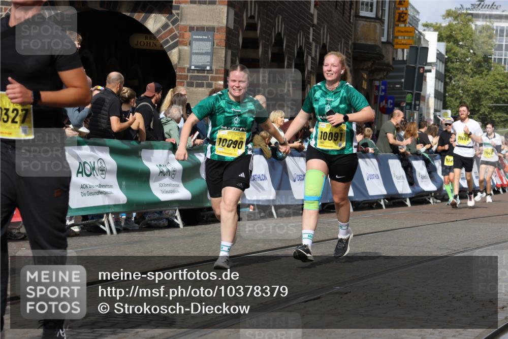 13.09.2026 - 21. swb-Marathon Bremen Strokosch-Dieckow http://msf.ph/oto/10378379 13.09.2026 11:03:50 Ziel 10092, 10187, 10309, 10327, 10420, 10569, 10902, 10904, 10950, 11211, 11411, 11595, 11598, 11655, 11746, 11773, 12074, 12184, 12185, 12611, 10152, 10403, 10607, 10659, 10720, 10726, 10912, 10913, 10918, 11149, 11318, 11319, 11325, 11451, 11470, 11471, 11511, 11618, 11909, 11967, 12140, 12260, 12392, 12433, 12504 meine-sportfotos.de