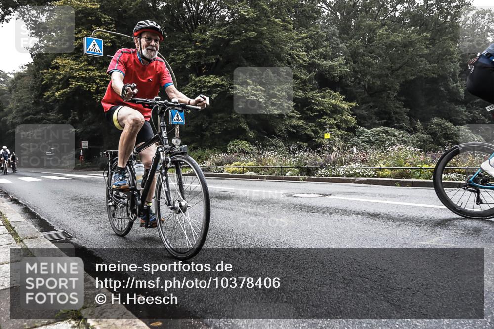 13.09.2026 - Stadtparktriathlon H.Heesch http://msf.ph/oto/10378406 13.09.2026 09:58:26 Radfahren 214, 225, 238, 258, 269, 311, 333 meine-sportfotos.de