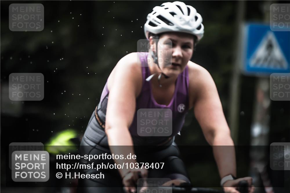13.09.2026 - Stadtparktriathlon H.Heesch http://msf.ph/oto/10378407 13.09.2026 12:21:09 Radfahren 1015, 1061, 1176 meine-sportfotos.de