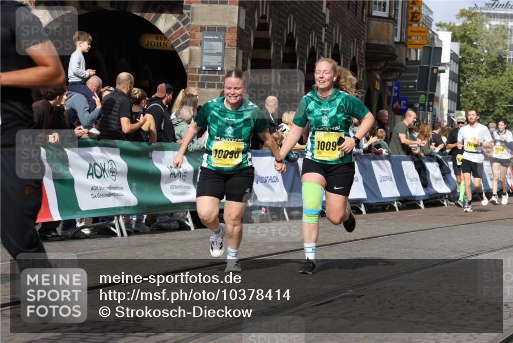 13.09.2026 - 21. swb-Marathon Bremen Strokosch-Dieckow http://msf.ph/oto/10378414 13.09.2026 11:03:50 Ziel 10092, 10187, 10309, 10327, 10420, 10569, 10902, 10904, 10950, 11211, 11411, 11595, 11598, 11655, 11746, 11773, 12074, 12184, 12185, 12611, 10152, 10403, 10607, 10659, 10720, 10726, 10912, 10913, 10918, 11149, 11318, 11319, 11325, 11451, 11470, 11471, 11511, 11618, 11909, 11967, 12140, 12260, 12392, 12433, 12504 meine-sportfotos.de