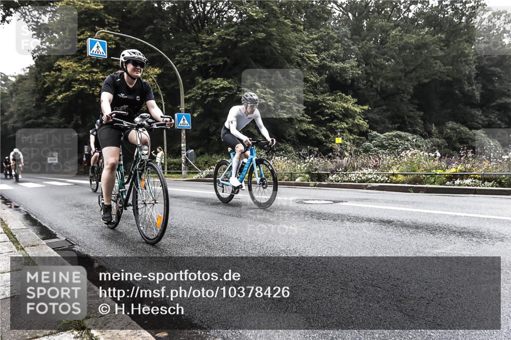 13.09.2026 - Stadtparktriathlon H.Heesch http://msf.ph/oto/10378426 13.09.2026 09:58:31 Radfahren 213, 238, 264, 300, 306, 314, 322, 333 meine-sportfotos.de