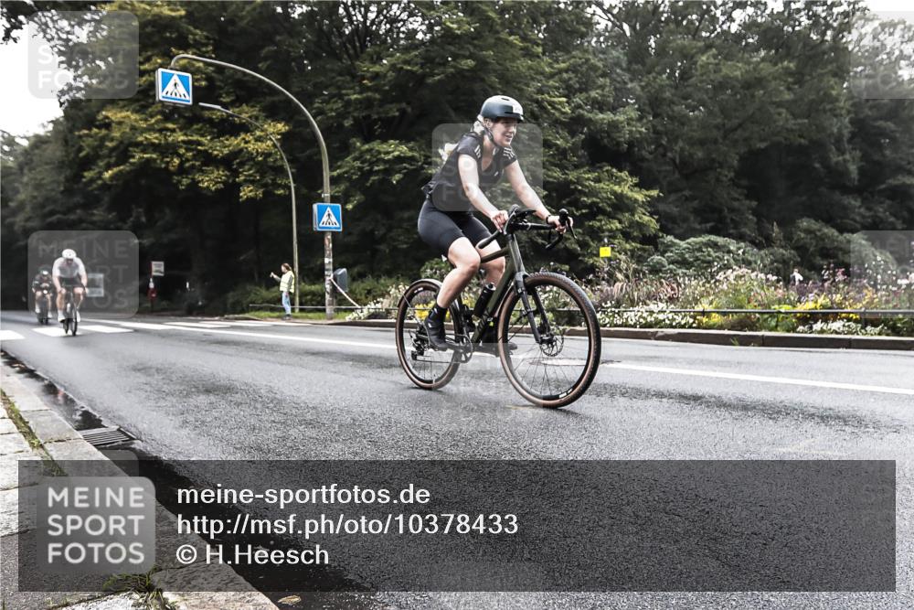 13.09.2026 - Stadtparktriathlon H.Heesch http://msf.ph/oto/10378433 13.09.2026 09:58:32 Radfahren 213, 238, 262, 264, 300, 306, 314, 322, 333 meine-sportfotos.de