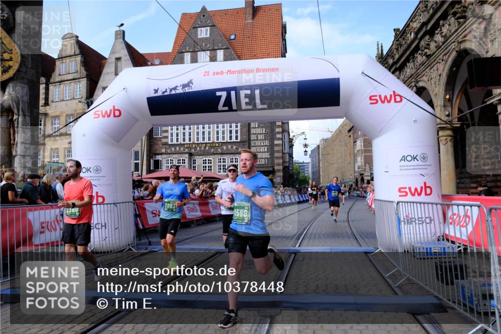 13.09.2026 - 21. swb-Marathon Bremen Tim E. http://msf.ph/oto/10378448 13.09.2026 13:13:48 Ziel 779, 2130, 2360, 2401, 2767, 2882, 6407, 7493, 8477, 8568, 8840, 8963, 9442 meine-sportfotos.de