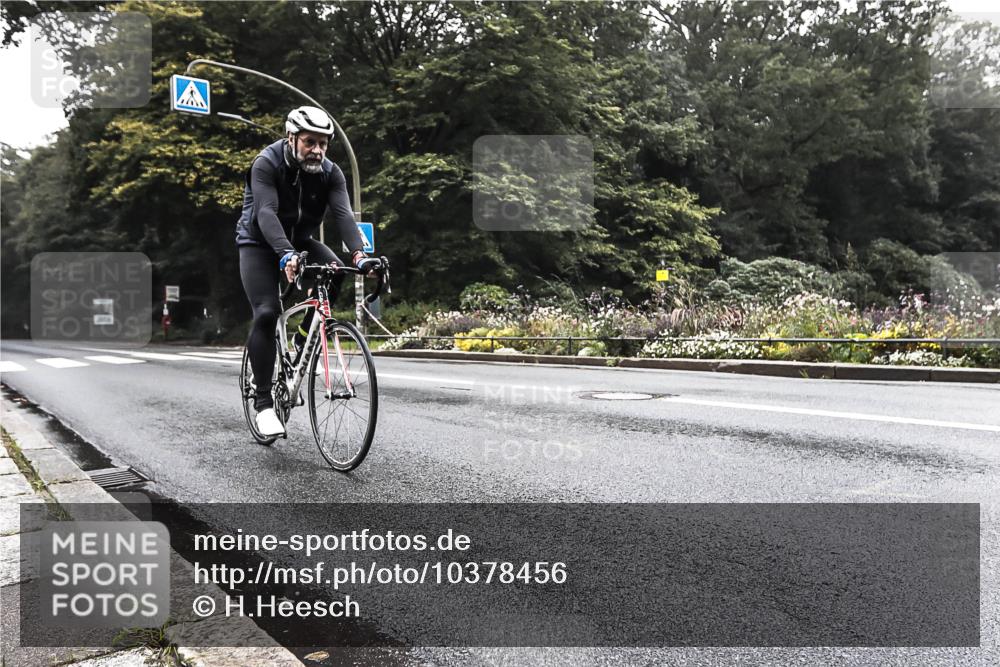 13.09.2026 - Stadtparktriathlon H.Heesch http://msf.ph/oto/10378456 13.09.2026 09:58:35 Radfahren 213, 239, 262, 264, 300, 306, 314 meine-sportfotos.de