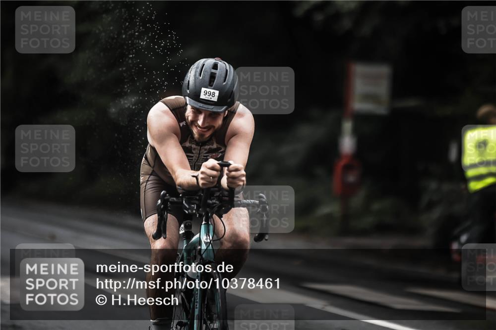 13.09.2026 - Stadtparktriathlon H.Heesch http://msf.ph/oto/10378461 13.09.2026 12:21:20 Radfahren 998, 1101, 1133, 1154 meine-sportfotos.de