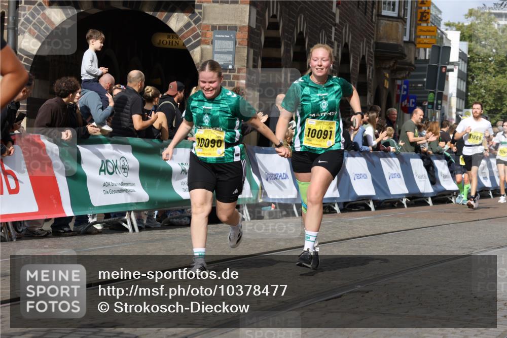 13.09.2026 - 21. swb-Marathon Bremen Strokosch-Dieckow http://msf.ph/oto/10378477 13.09.2026 11:03:50 Ziel 10092, 10187, 10309, 10327, 10420, 10569, 10902, 10904, 10950, 11211, 11411, 11595, 11598, 11655, 11746, 11773, 12074, 12184, 12185, 12611, 10152, 10403, 10607, 10659, 10720, 10726, 10912, 10913, 10918, 11149, 11318, 11319, 11325, 11451, 11470, 11471, 11511, 11618, 11909, 11967, 12140, 12260, 12392, 12433, 12504 meine-sportfotos.de